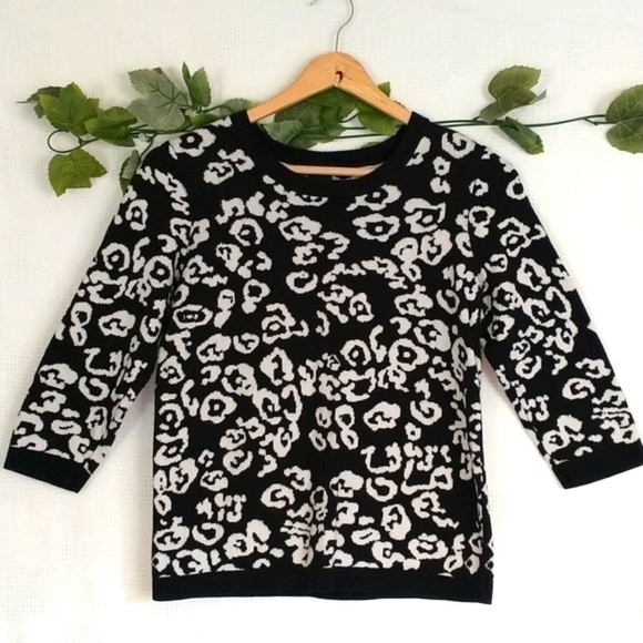 Ann Taylor Sweaters - Ann Taylor Leopard Print Sweater Size Small